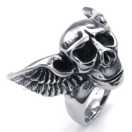 Anello In Titanio Con Teschio E Ali