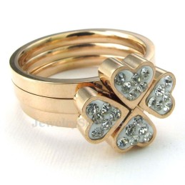 Anello In Titanio Con Quadrifoglio In Oro Rosa (Tre In Uno)