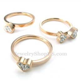 Anello In Titanio Con Quadrifoglio In Oro Rosa (Tre In Uno)