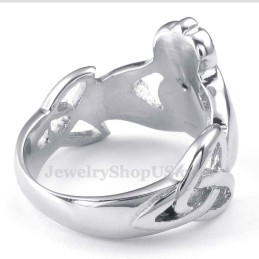 Anello In Titanio Con Cuore E Mani Che Si Abbracciano