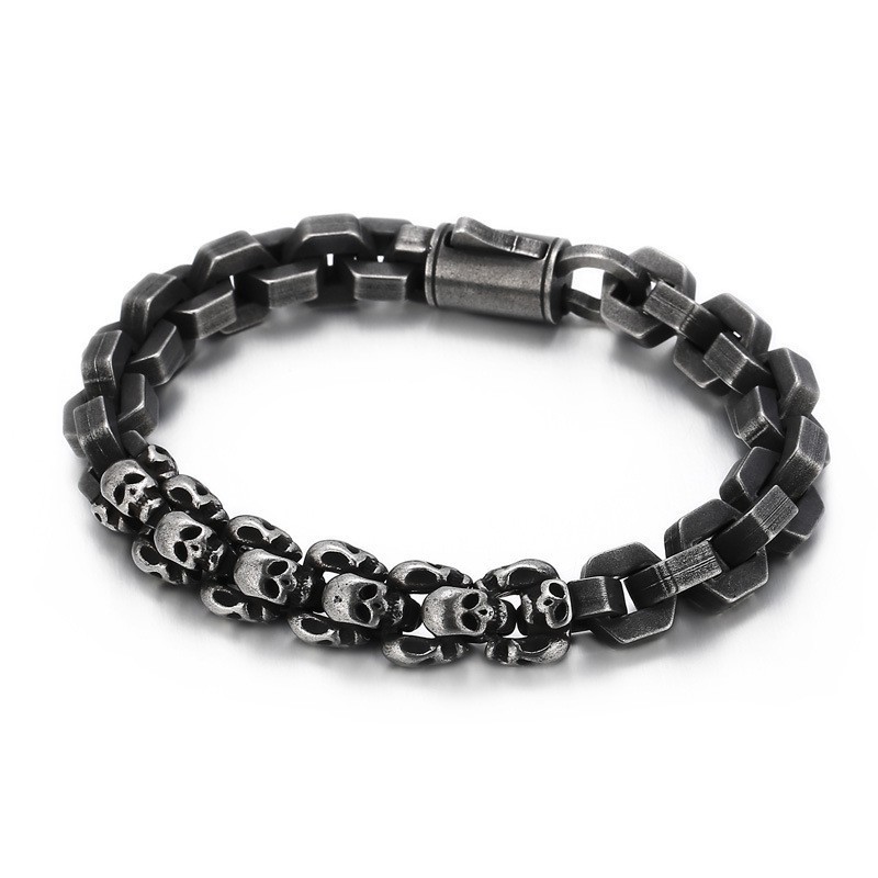 Bracciale In Titanio Poligonale Con Teschio Unito Per Uomo Bracciale In Titanio Poligonale Con Teschio Unito Per Uomo