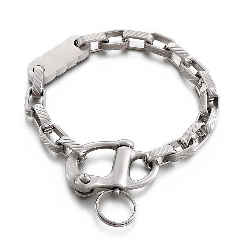 Portachiavi Retrò A Righe Quadrate Nere Da Uomo Con Bracciale In Titanio Portachiavi Retrò A Righe Quadrate Nere Da Uomo Con Bracciale In Titanio