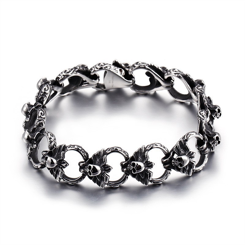 Bracciale In Titanio Con Teschio Piatto Bracciale In Titanio Con Teschio Piatto