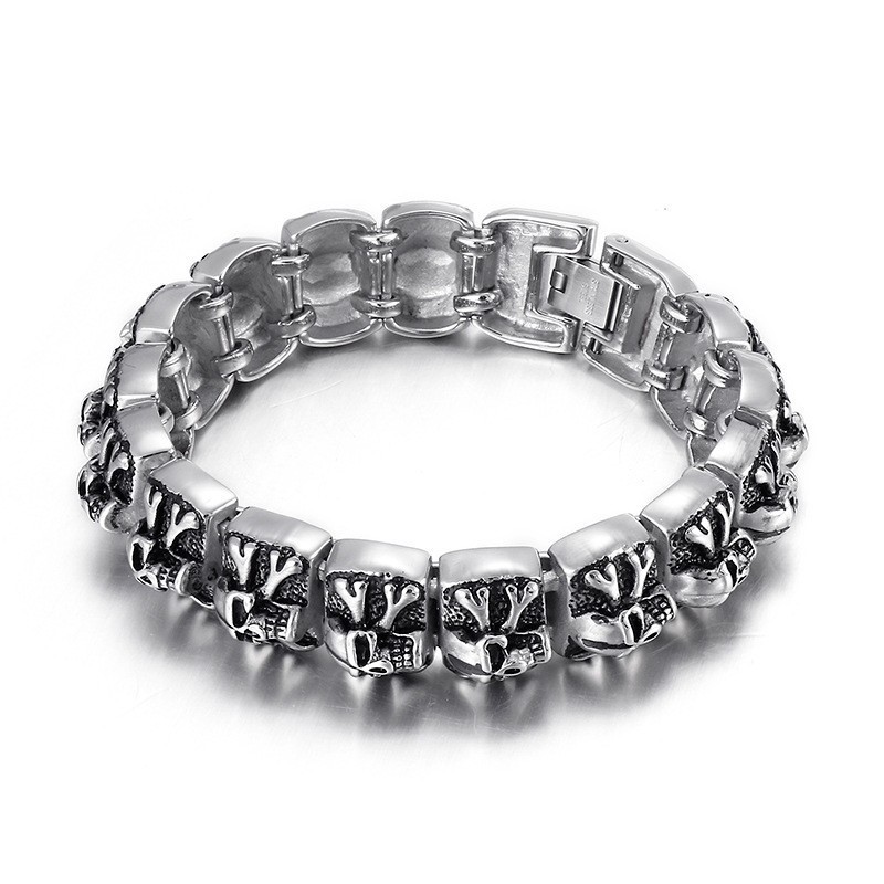 Bracciale Da Uomo In Titanio Con Teschio E Croce Fantasma Bracciale Da Uomo In Titanio Con Teschio E Croce Fantasma