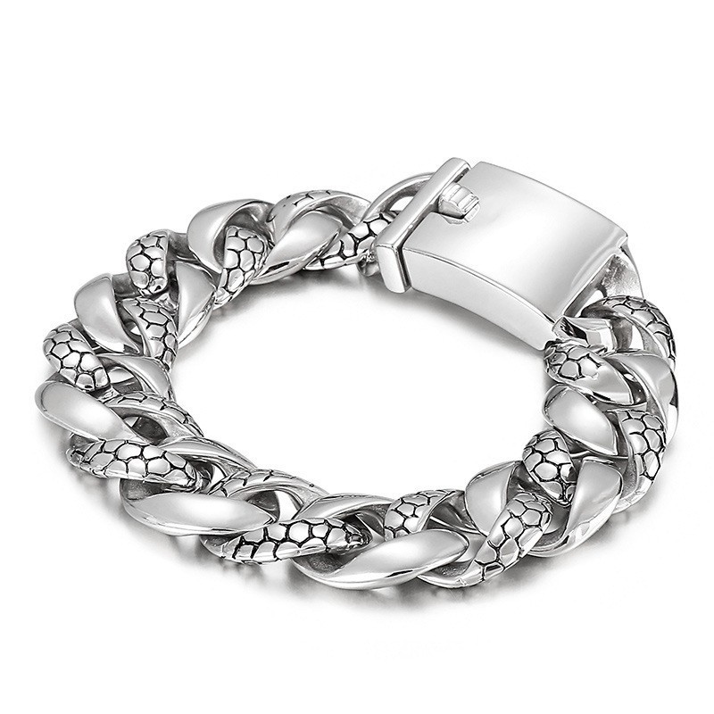 Bracciale In Titanio Con Motivo A Serpente Per Uomo Bracciale In Titanio Con Motivo A Serpente Per Uomo