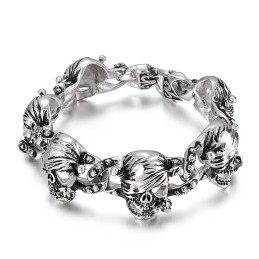 Bracciale In Titanio Da Uomo Con Teschio Annerito