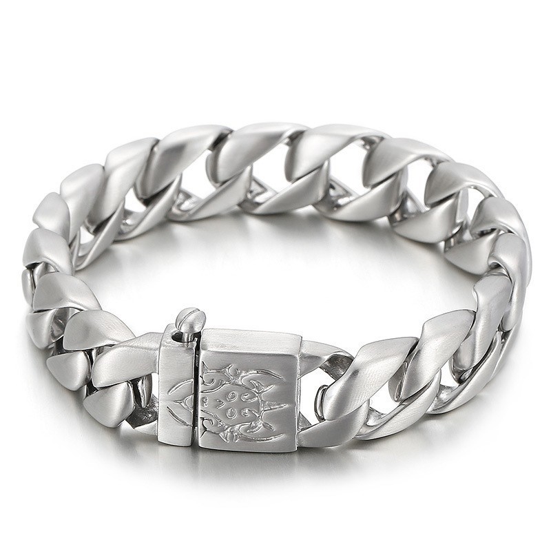 Bracciale In Titanio Color Acciaio Da Uomo Hip-Hop Di Fashion Highlights Bracciale In Titanio Color Acciaio Da Uomo Hip-Hop Di Fashion Highlights