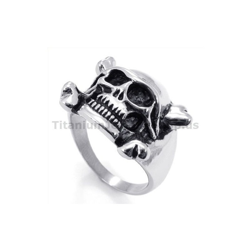 Anello In Titanio Con Teschio Anello In Titanio Con Teschio