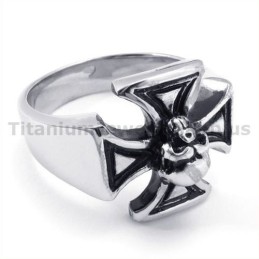 Anello In Titanio Con Teschio Incrociato