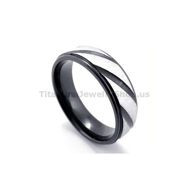 Anello In Titanio Nero Con Diamante Anello In Titanio Nero Con Diamante