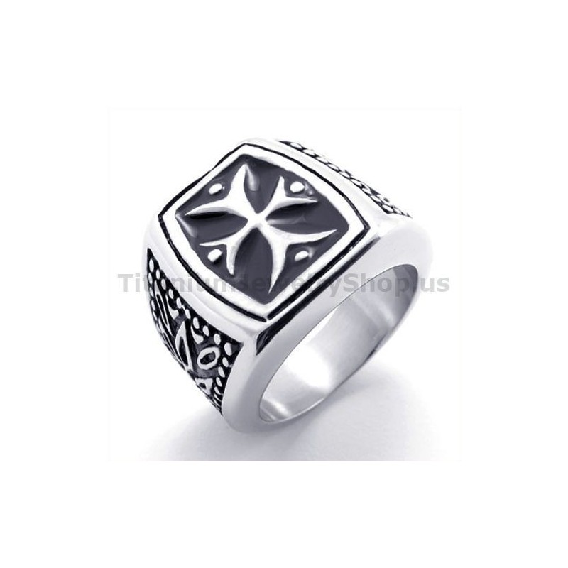 Anello In Titanio Con Croce