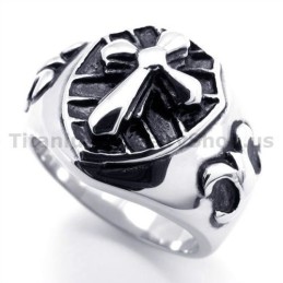 Anello In Titanio Con Croce