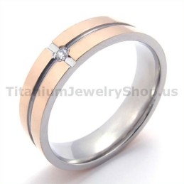 Anello In Titanio Dorato Con Diamante