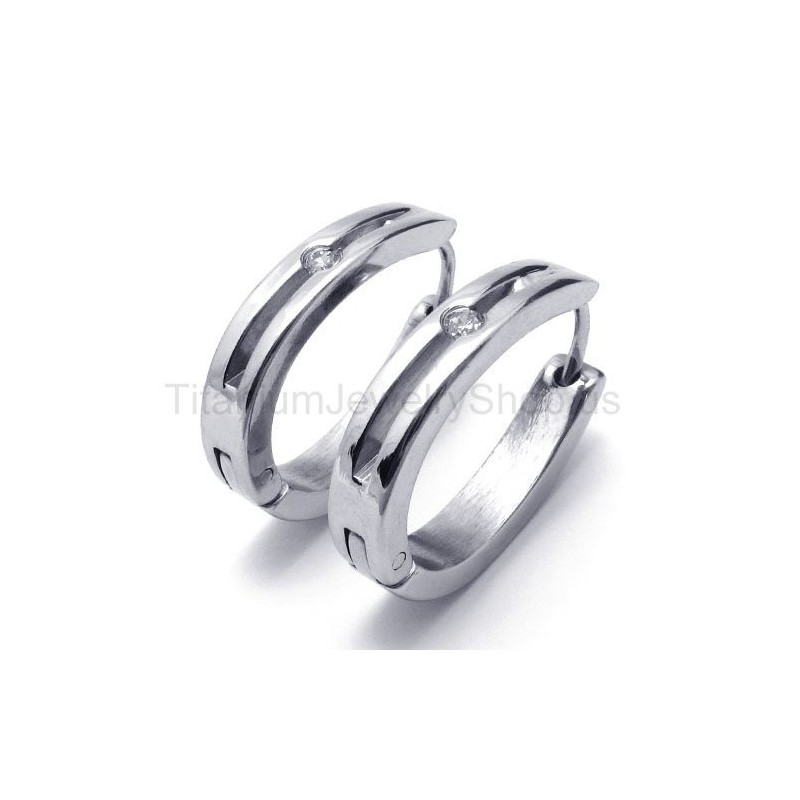 Orecchini In Titanio In Argento Con Intarsi Di Diamanti Orecchini In Titanio In Argento Con Intarsi Di Diamanti