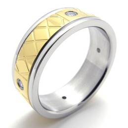 Anello In Titanio Con Diamanti In Oro