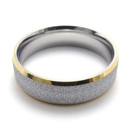 Anello In Titanio Con Perla E Accenti Dorati