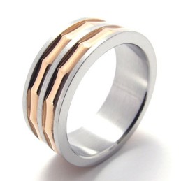 Anello In Titanio Con Accenti Color Oro Caffè