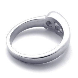 Anello In Titanio Con Diamanti