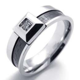 Anello In Titanio Con Diamanti