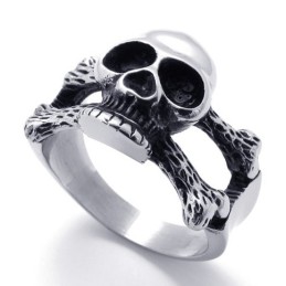 Anello In Titanio Con Teschio
