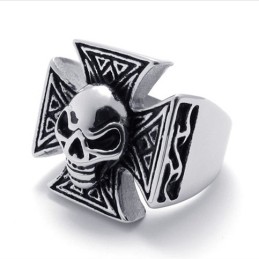 Anello In Titanio Con Teschio Incrociato