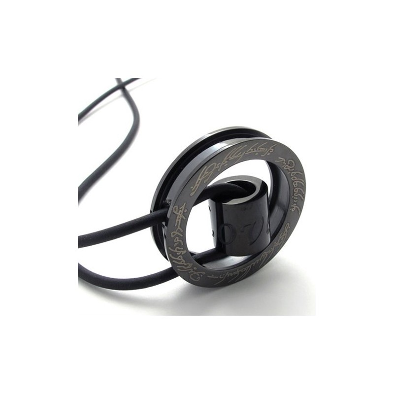 Ciondolo In Titanio Con Anello Nero Ciondolo In Titanio Con Anello Nero
