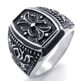 Anello In Titanio Con Corona