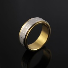 Anello Con Croce In Titanio