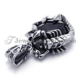 Elegante Ciondolo In Titanio Con Zircone Nero