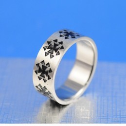 Squisito Anello Da Uomo In Titanio