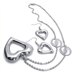 Set Di Gioielli In Titanio Di Qualità Stabile, Con Forma Elegante, Colore Brillante, Comprensivo Di Collana, Ciondolo E Orecchin