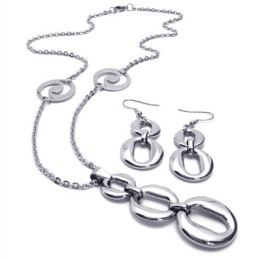 Set Di Gioielli In Titanio Di Eccellente Qualità, Con Brillantezza Dei Colori E Design Abile, Comprensivo Di Collana, Ciondolo E
