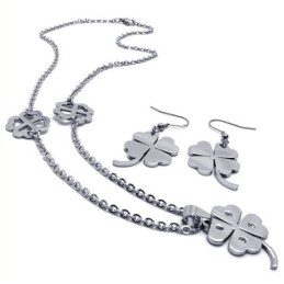 Set Di Gioielli In Titanio Di Eccellente Qualità, Con Forma Elegante, Colore Brillante E Collana, Ciondolo E Orecchini Inclusi.