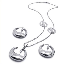 Set Di Gioielli In Titanio Di Eccellente Qualità, Con Forma Elegante, Colore Brillante E Collana, Ciondolo E Orecchini Inclusi.