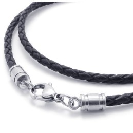 Collana In Pelle Di Titanio Di Alta Qualità Con Colori Delicati E Design Abile