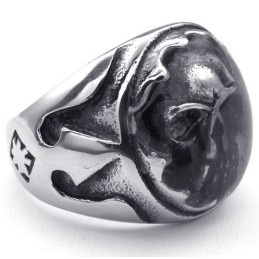 Anello In Titanio Di Alta Qualità Con Colori Delicati E Design Abile